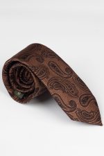 Cravata cu imprimeu Paisley, o alegere îndrăzneață