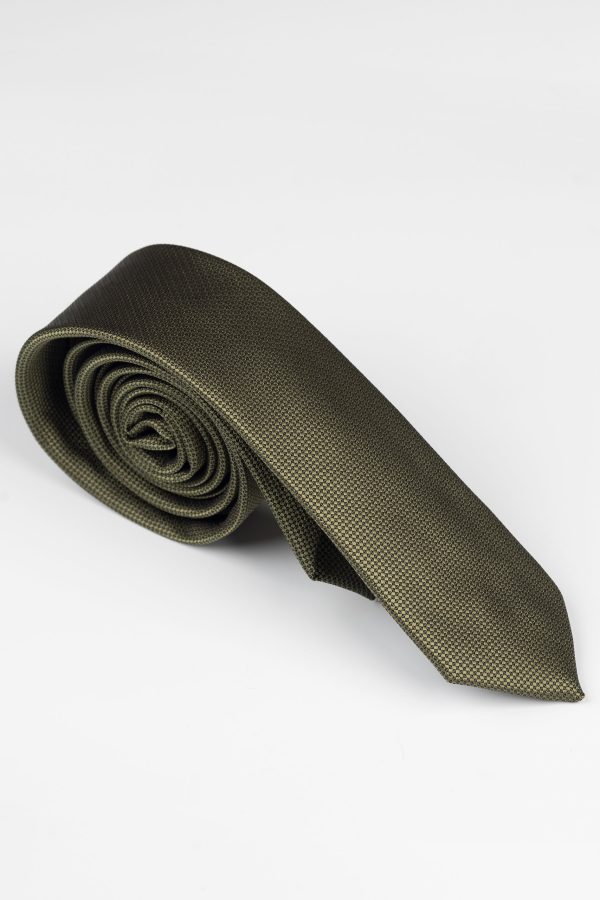 Cravată verde forest, elegantă pentru orice ocazie